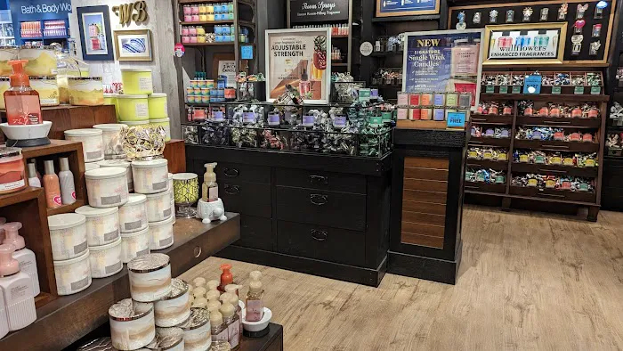 Bath & Body Works 0