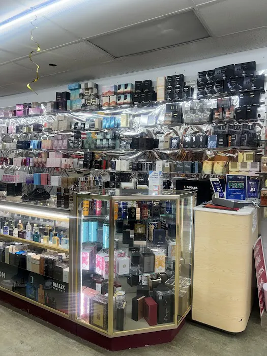 MALiX Jewelry & Perfumes 9