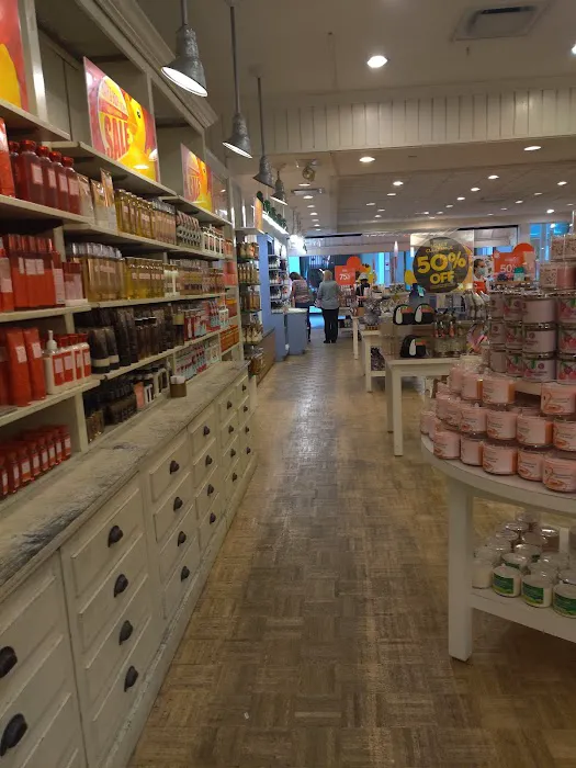 Bath & Body Works 4