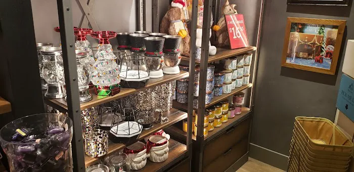 Bath & Body Works 4