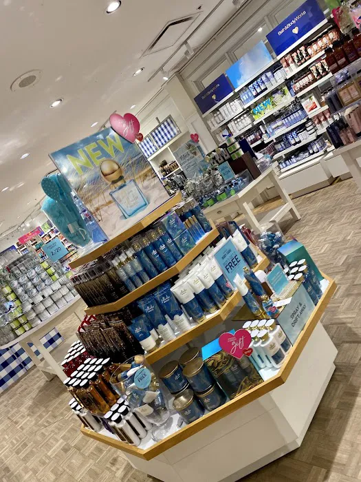 Bath & Body Works 1