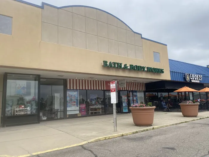 Bath & Body Works 6