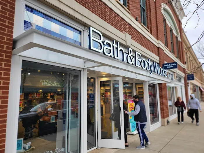 Bath & Body Works 1