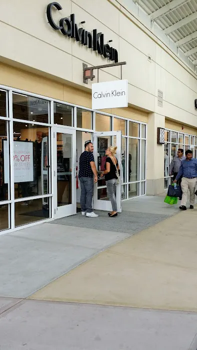 Express Factory Outlet 6
