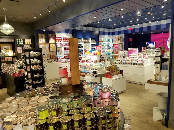 Bath & Body Works 1