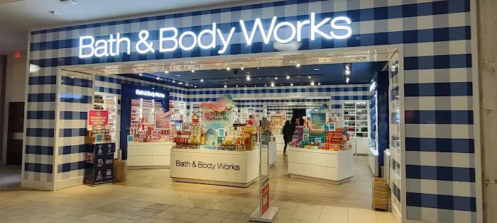 Bath & Body Works 1