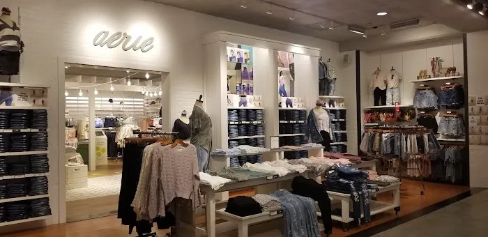 American Eagle & Aerie 1
