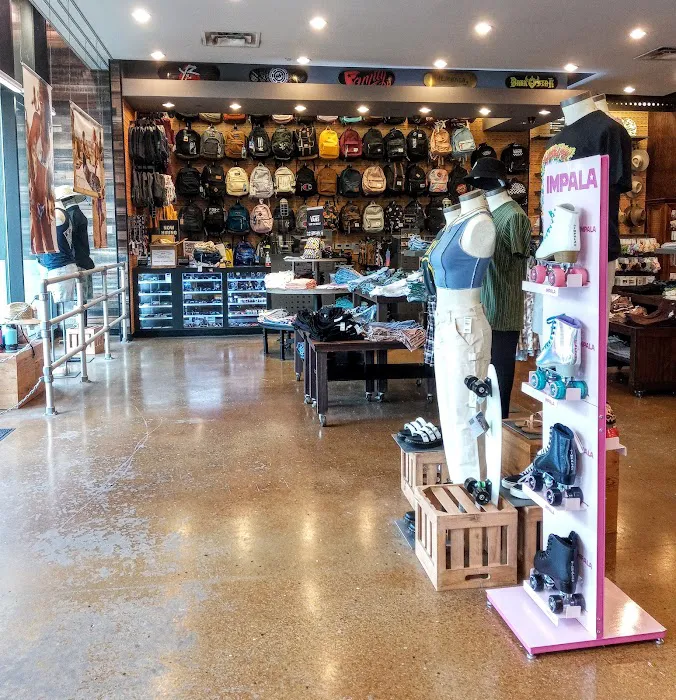Tillys 3