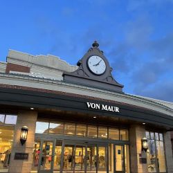 Von Maur ico