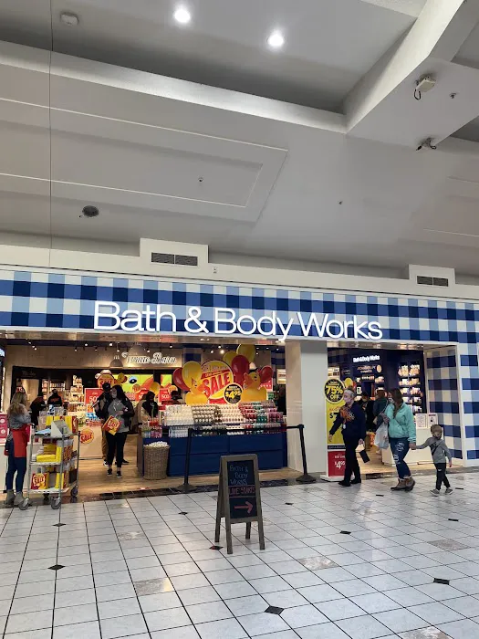 Bath & Body Works 2