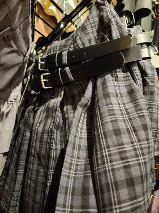 Hot Topic 8