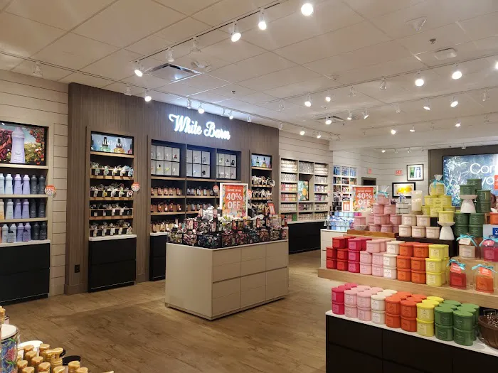 Bath & Body Works 1