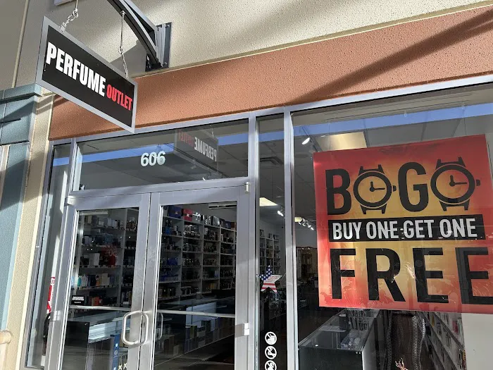 Perfume Outlet 4