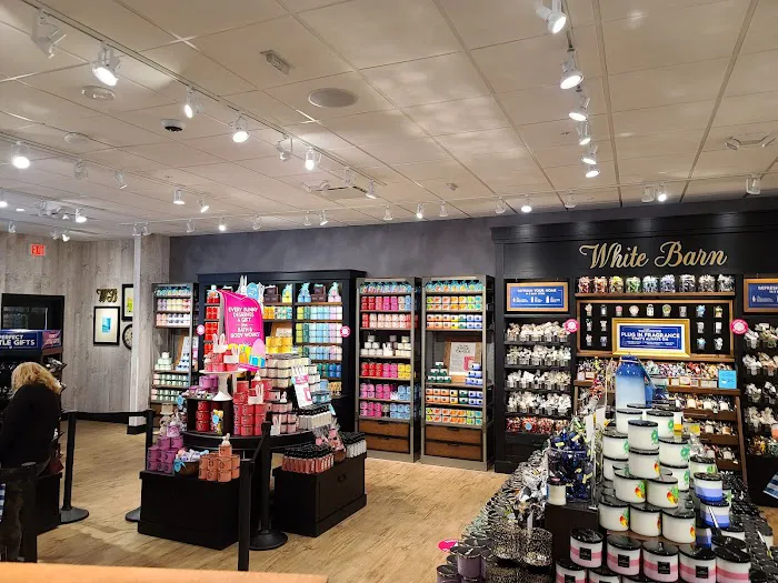 Bath & Body Works 1