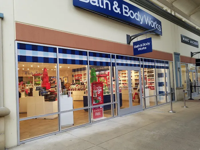 Bath & Body Works 2