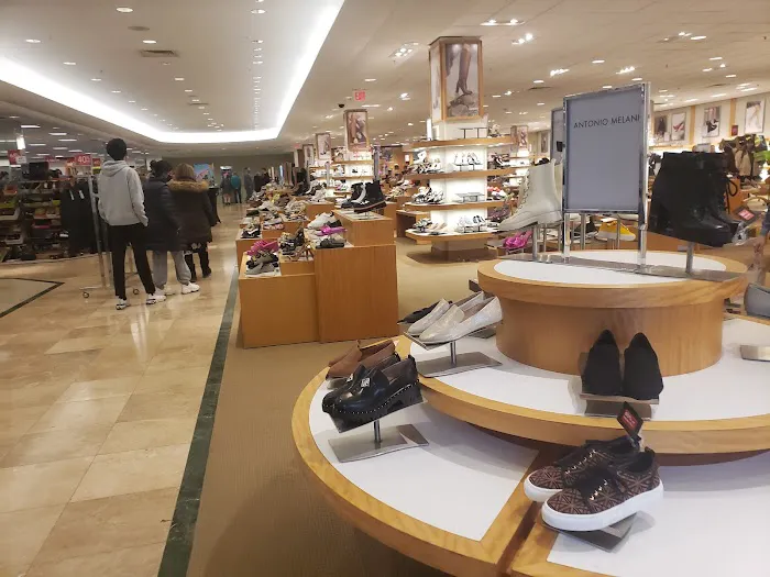 Dillard's 4