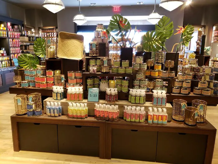 Bath & Body Works 1