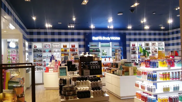 Bath & Body Works 2