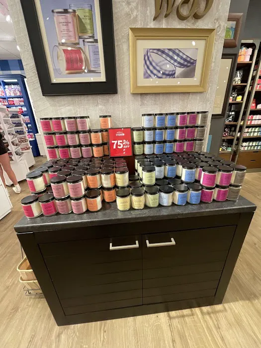 Bath & Body Works 2
