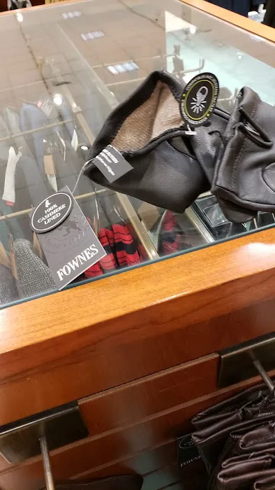 Von Maur 8