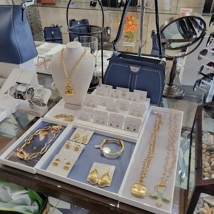 Brianne's Boutique 8