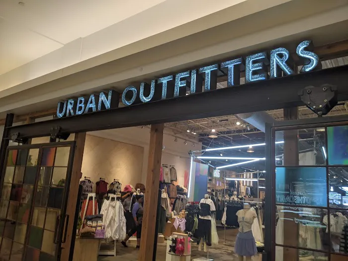 Urban Outfitters 9