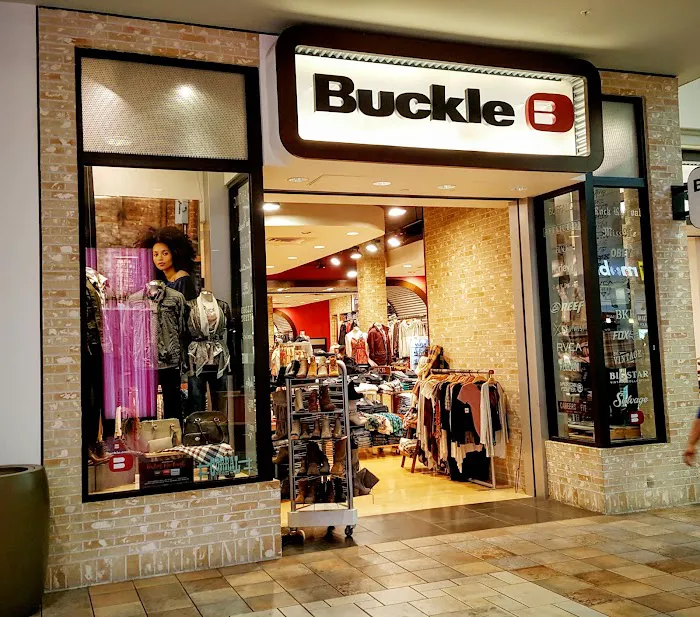 Buckle 1