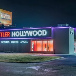 HUSTLER® Hollywood ico