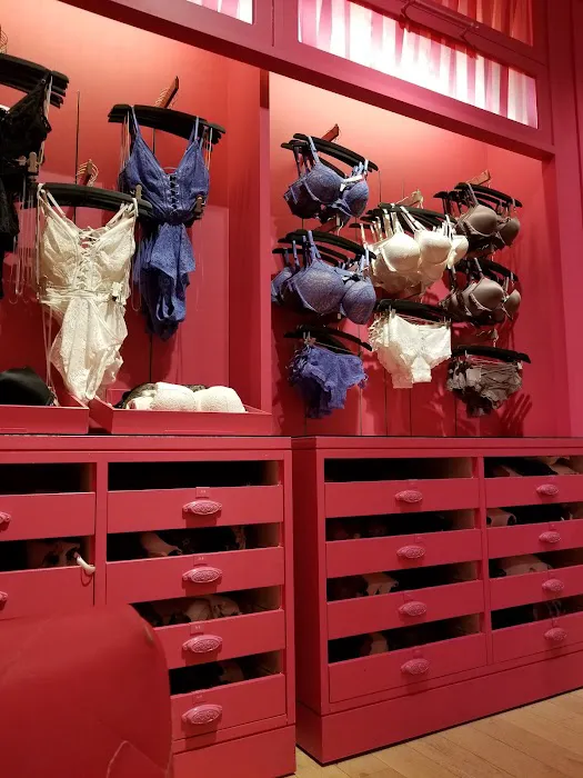 Victoria's Secret 9
