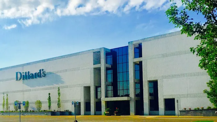 Dillard's 2