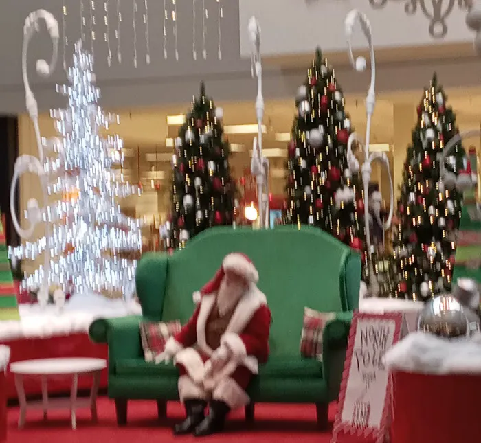 Dillard's 5