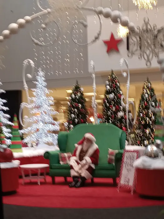 Dillard's 9
