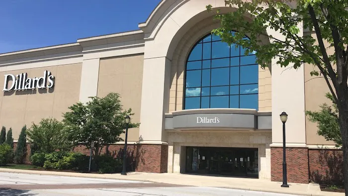 Dillard's: Shops At Fallen Timbers 2