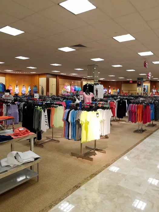 Dillard's: Shops At Fallen Timbers 8