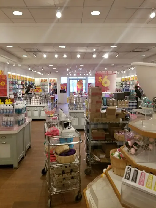 Bath & Body Works 6