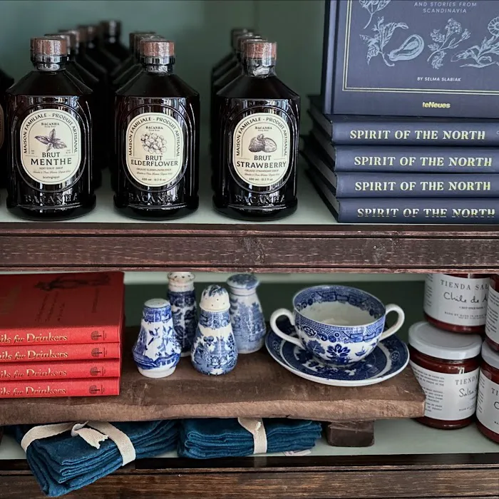 Caroline Shop 8