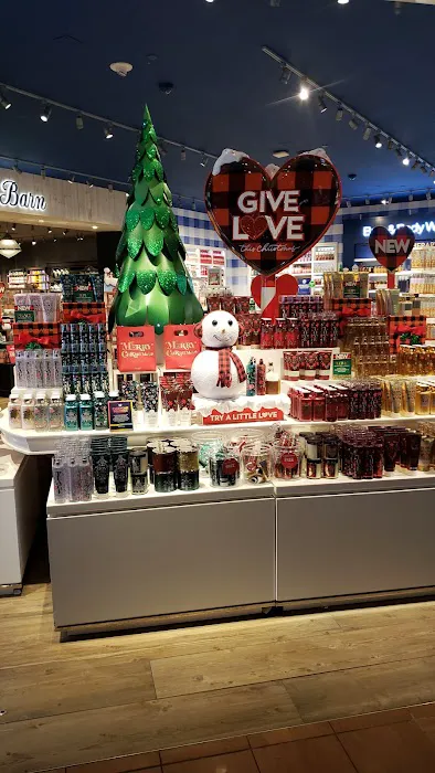 Bath & Body Works 2