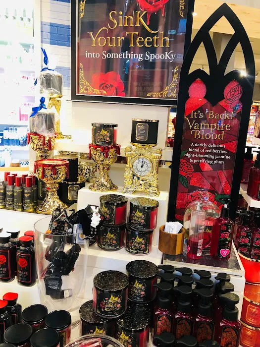 Bath & Body Works 4