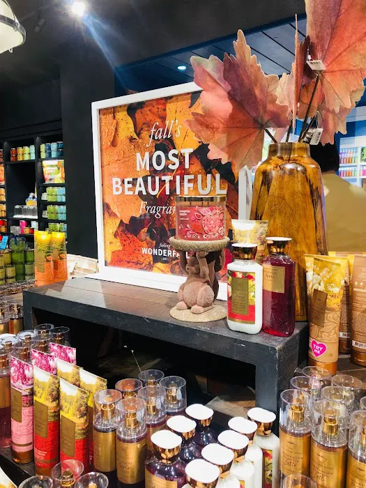 Bath & Body Works 6
