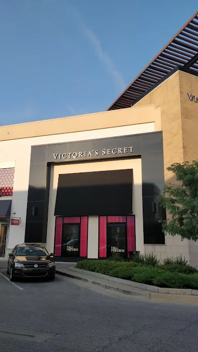 Victoria's Secret & PINK by Victoria's Secret 5