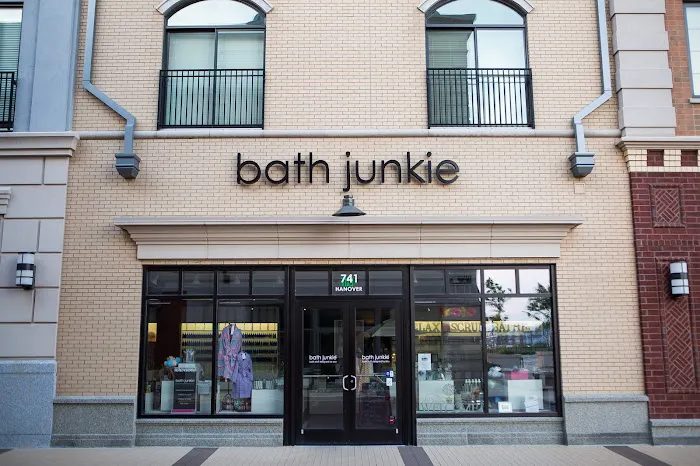 Bath Junkie 3