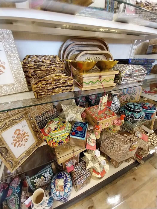 T.J. Maxx & HomeGoods 7