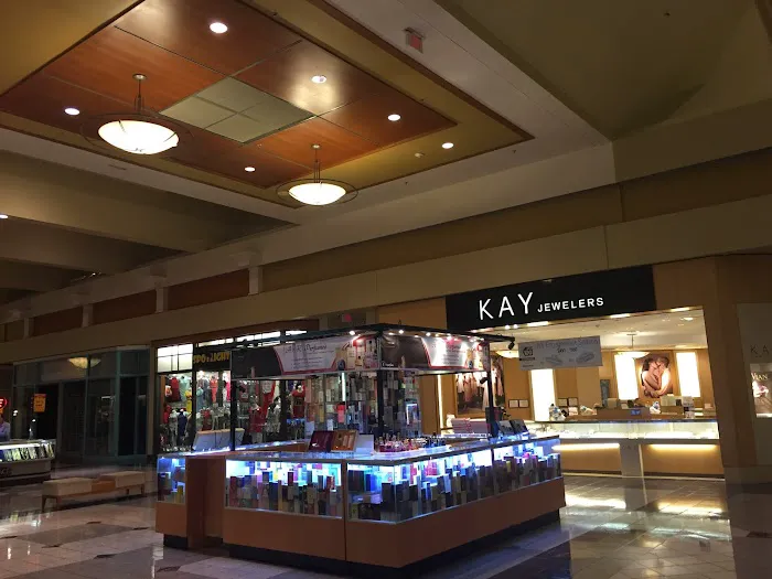 A & R Perfumes - Northgate Mall 6