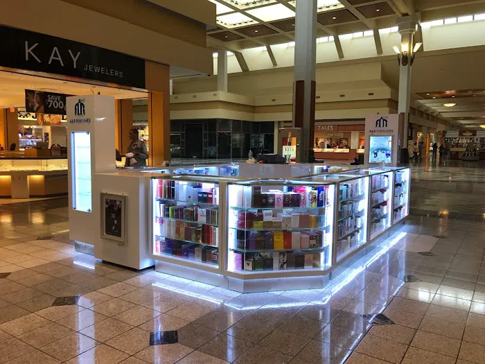 A & R Perfumes - Northgate Mall 8