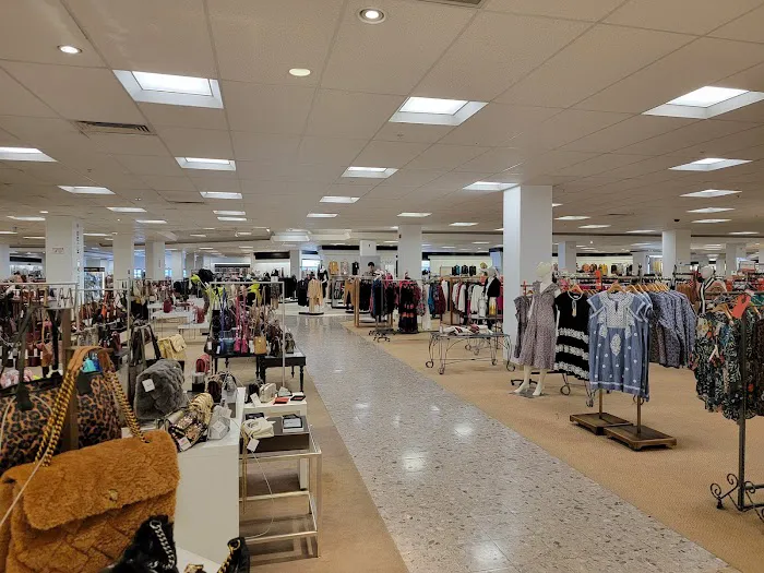 Dillard's 4