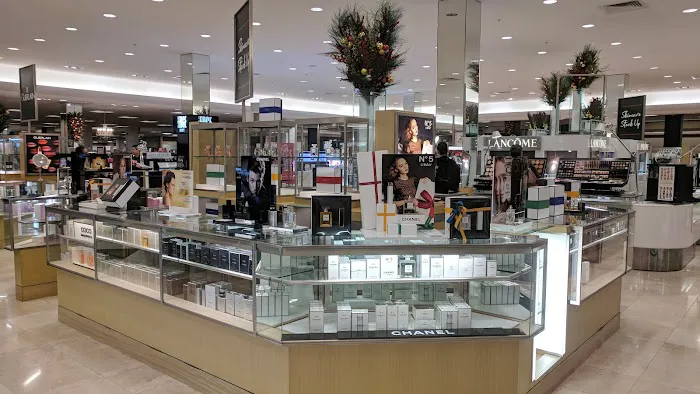 Dillard's 7