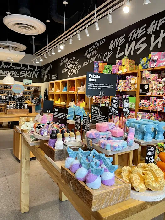 Lush Cosmetics Kenwood 7