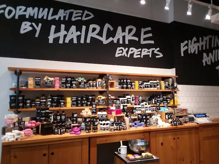 Lush Cosmetics Kenwood 9