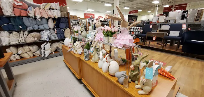 T.J. Maxx 7