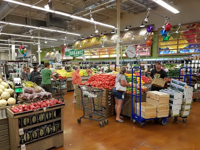 Fresh Thyme Market 5